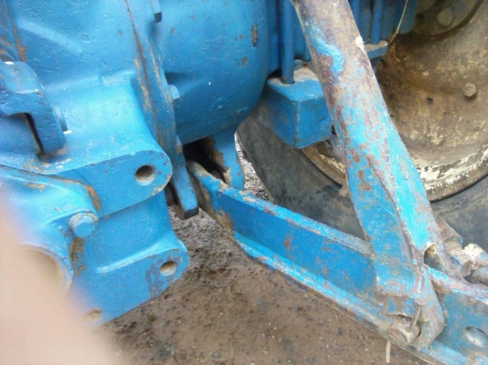 รถไถฟอร์ด  6600