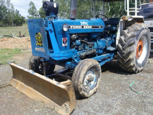 รถไถฟอร์ด  6600