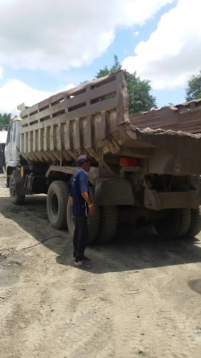 นิสสัน UD