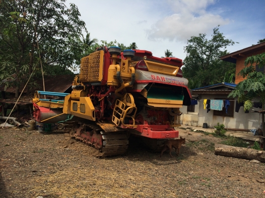 ขายรถเกี่ยวข้าว ศักดิ์ฯ  KM 48, พร้อมหัวลาก 10 ล้อ KT 925