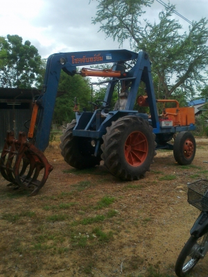 ฝากขายรถคีบอ้อยFORD77T5โทร0892552389นัส