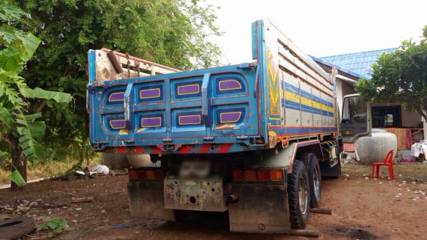 ขายรถบรรทุกสิบล้อดัมพ์ HINO 3H เครื่องเดิม 195 แรง เกียร์เดิม ปี 34 กระบะดัมพ์มิเนียม ยาง 80\% ทะเบียนพร้อม