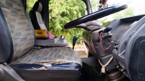 ขายรถบรรทุกสิบล้อดัมพ์ HINO 3H เครื่องเดิม 195 แรง เกียร์เดิม ปี 34 กระบะดัมพ์มิเนียม ยาง 80\% ทะเบียนพร้อม