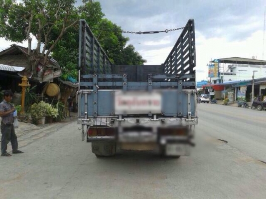 ขายรถบรรทุกหกล้อ HINO KM545 เครื่อง 4 สูบ WO4D - 117 แรง  กระบะคาร์โก้ยาว 5.5 เมตร เฟืองท้าย F