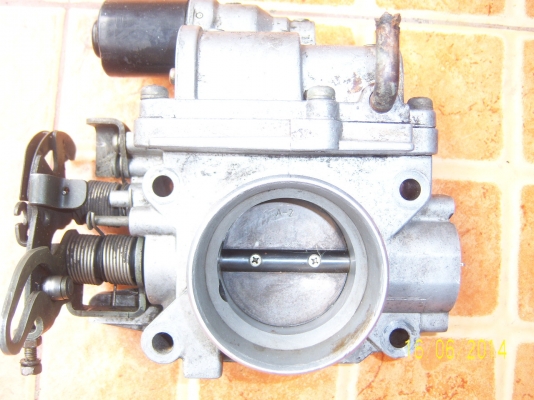 ปีกผีเสื้อมาสด้าเป็นอะไหล่