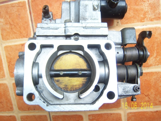 ปีกผีเสื้อมาสด้าเป็นอะไหล่