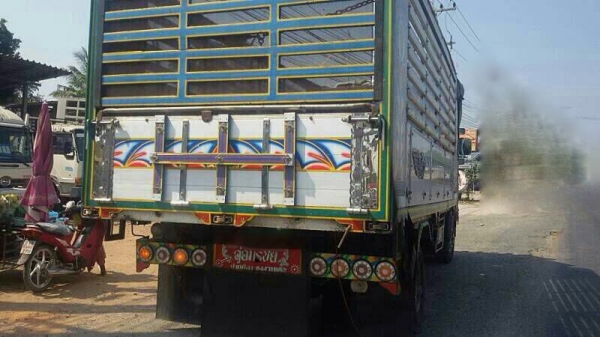 รถฮีโน่ 6 ล้อดั้ม 150 แรงม้า. ปี 49 สนใจติดต่อ 081 - 6079515 รถฮีโน่ 6 ล้อดั้ม 150 แรงม้า. ปี 49 สนใจติดต่อ 081 - 6079515