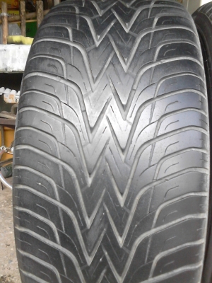 265/50R20 AURORA RADIAL RH08 MADE IN KOREA มี 2 เส้น TEL.081-427-3941 265/50R20 AURORA RADIAL RH08 MADE IN KOREA มี 2 เส้น TEL.081-427-3941