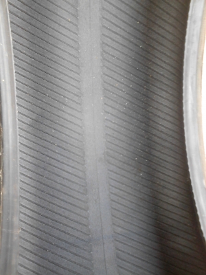 265/50R20 AURORA RADIAL RH08 MADE IN KOREA มี 2 เส้น TEL.081-427-3941 265/50R20 AURORA RADIAL RH08 MADE IN KOREA มี 2 เส้น TEL.081-427-3941