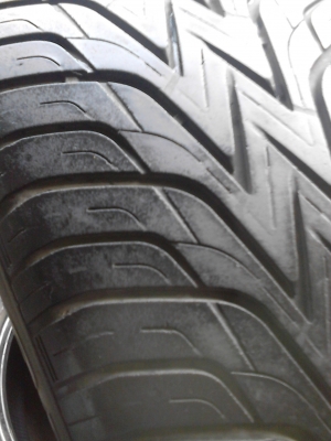 265/50R20 AURORA RADIAL RH08 MADE IN KOREA มี 2 เส้น TEL.081-427-3941 265/50R20 AURORA RADIAL RH08 MADE IN KOREA มี 2 เส้น TEL.081-427-3941