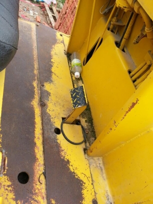 รถ บด. ล้อยาง. J -13   สนใจติดต่อ 081 - 6079515