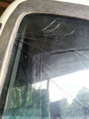 รถฮีโน่ 6 ล้อดั้ม 170 แรงม้า. ปี 51  สนใจติดต่อ 081 - 6079515