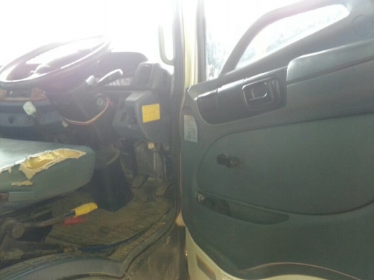 รถฮีโน่ 6 ล้อดั้ม 170 แรงม้า. ปี 51  สนใจติดต่อ 081 - 6079515