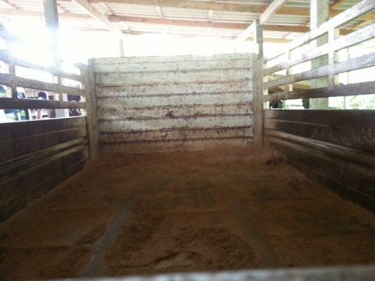 รถฮีโน่ 6 ล้อดั้ม 170 แรงม้า. ปี 51  สนใจติดต่อ 081 - 6079515