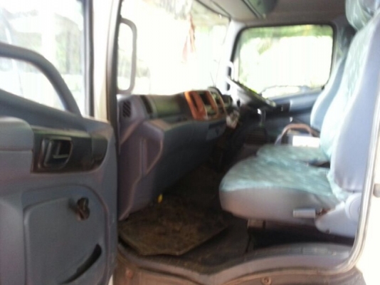 รถฮีโน่ 6 ล้อดั้ม 170 แรงม้า. ปี 51  สนใจติดต่อ 081 - 6079515