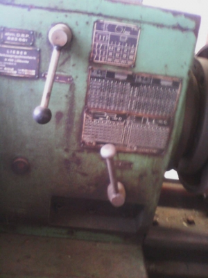 เครื่องกลึง 10 ฟุต ไต้หวัน มีหัวก็อปปี้สี่จับ 20 นิ้ว 2 หัว รูเพลาผ่านโต 7 นิ้ว เครื่องจักรพร้อมใช้งาน