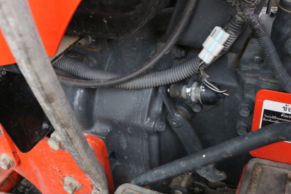 KUBOTA L3608 ชั่วโมงน้อยคุณภาพเยี่ยม พร้อมใบมีดติดตัวรถ ผานตราช้างมือสองเอาไปเลย 1 ชิ้น KUBOTA L3608 ชั่วโมงน้อยคุณภาพเยี่ยม พร้อมใบมีดติดตัวรถ ผานตราช้างมือสองเอาไปเลย 1 ชิ้น