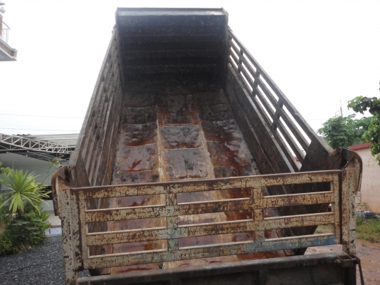 ขายรถบรรทุก 6ล้อดั้มพ์ NPR 130แรงปี 49 รถห้างแท้