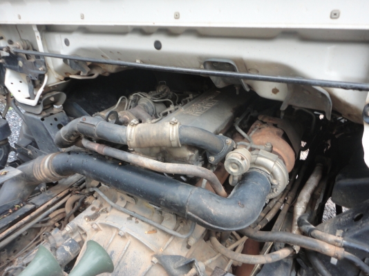 ขายรถบรรทุก 6ล้อดั้มพ์ NPR 130แรงปี 49 รถห้างแท้