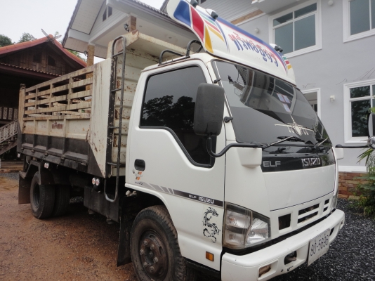 ขายรถบรรทุก 6ล้อดั้มพ์ NPR 130แรงปี 49 รถห้างแท้