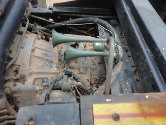 ขายรถบรรทุก 6ล้อดั้มพ์ NPR 130แรงปี 49 รถห้างแท้