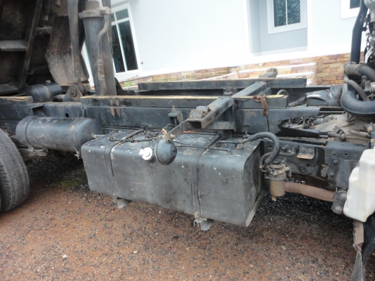 ขายรถบรรทุก 6ล้อดั้มพ์ NPR 130แรงปี 49 รถห้างแท้