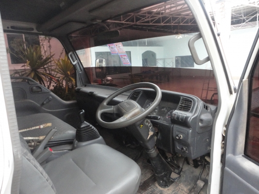 ขายรถบรรทุก 6ล้อดั้มพ์ NPR 130แรงปี 49 รถห้างแท้