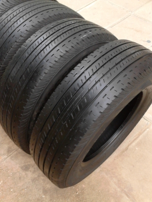 205/70R15 BRIDGESTONE DURAVIS R611 TEL.081-427-3941 205/70R15 BRIDGESTONE DURAVIS R611 TEL.081-427-3941