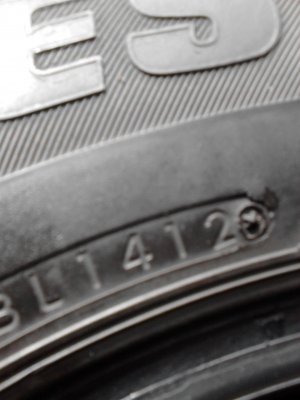 205/70R15 BRIDGESTONE DURAVIS R611 TEL.081-427-3941 205/70R15 BRIDGESTONE DURAVIS R611 TEL.081-427-3941