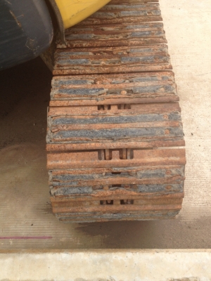 ขายด่วน KOMATSU PC40MR-2ไมล์ 2,XXXชม.เอกสารพร้อมค่ะ ขายด่วน KOMATSU PC40MR-2ไมล์ 2,XXXชม.เอกสารพร้อมค่ะ