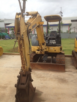ขายด่วน KOMATSU PC40MR-2ไมล์ 2,XXXชม.เอกสารพร้อมค่ะ ขายด่วน KOMATSU PC40MR-2ไมล์ 2,XXXชม.เอกสารพร้อมค่ะ