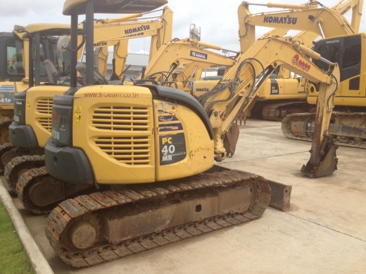 ขายด่วน KOMATSU PC40MR-2ไมล์ 2,XXXชม.เอกสารพร้อมค่ะ ขายด่วน KOMATSU PC40MR-2ไมล์ 2,XXXชม.เอกสารพร้อมค่ะ