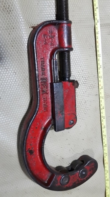 มือตัดท่อ ญี่ปุ่นครับ ขนาด2 1/2-4นิ้ว ใหญ่ๆครับ