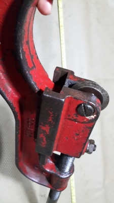 มือตัดท่อ ญี่ปุ่นครับ ขนาด2 1/2-4นิ้ว ใหญ่ๆครับ