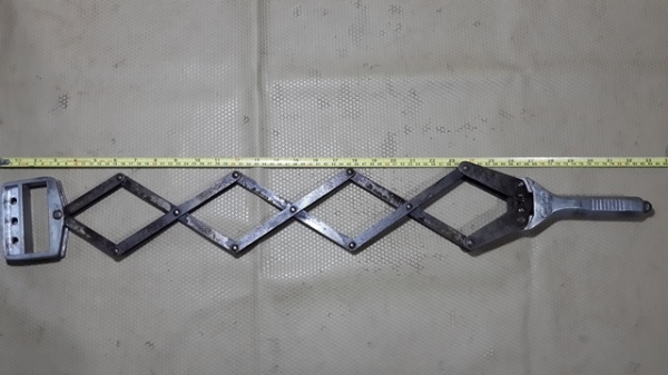 ลดต่ำกว่าทุนเลยครับ  รีเวท อังกฤษครับ