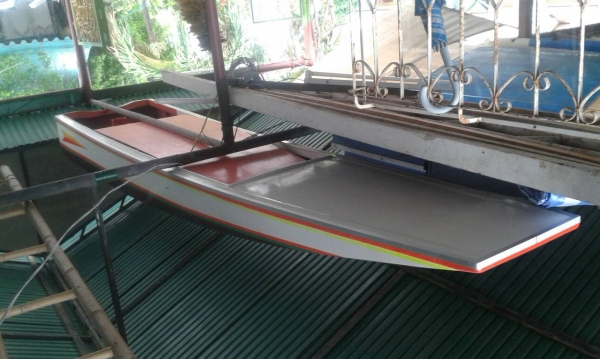 เรือหางยาวต่อมาไม่ใด้ใช้ หุ้มไฟเบอร์แล้ว+เครื่องยนตร์ยามาฮ่า