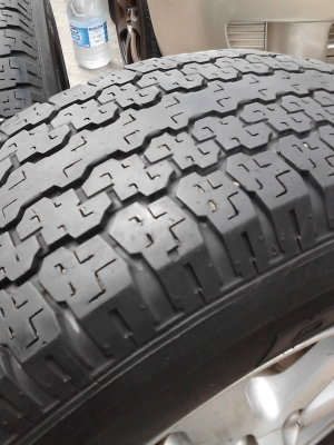 ขาย ล้อ ISUZU 4 ล้อ พร้อมยาง ใส่รถวิ่งใช้งานได้เลย TEL.081-427-3941 ขาย ล้อ ISUZU 4 ล้อ พร้อมยาง ใส่รถวิ่งใช้งานได้เลย TEL.081-427-3941