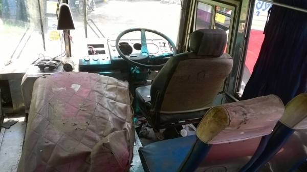 ขายรถบัส เป็นรถพัดลม ยาว 12 เมตร คัสซีเบนซ์ ช่วงล่วงเบนซ์เบรคแห้ง เครื่องเบนซ์ 210 แรงม้า เอกสารทะเบียนครบ ราคาคุยกันได้