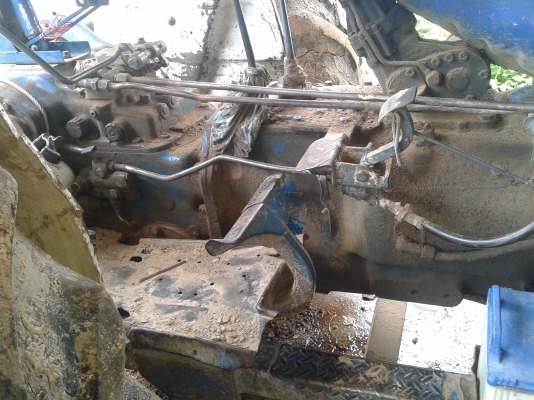 ขายแทรกเตอร์ฟอร์ดT3 ทะเบียนพร้อมโอน