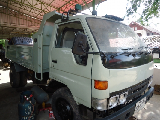 ขายด่วนรถ6ล้อดรั้มTOYOTAเครือง115แรงหัวสามใบปัตปี48