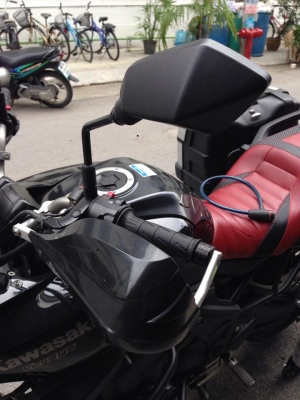 ขาย Kawasaki Versys ปี 2011 ของแต่งตามรูปเลยครับ 239000