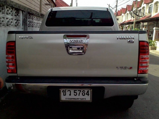 TOYOTA VIGO 3.0 E 4ประตู PRERUNNER (ABS) M/T เกือบ ปี2008 TOYOTA VIGO 3.0 E 4ประตู PRERUNNER (ABS) M/T เกือบ ปี2008