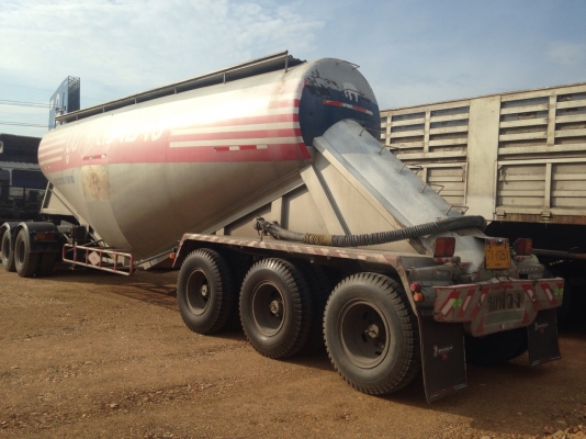 หางกล้วยหอม 3 เพลา ชาญนคร (ไม่มีทะเบียน)