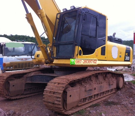 ขายดาวน์รถแบคโฮ KOMATSU  PC 300-8