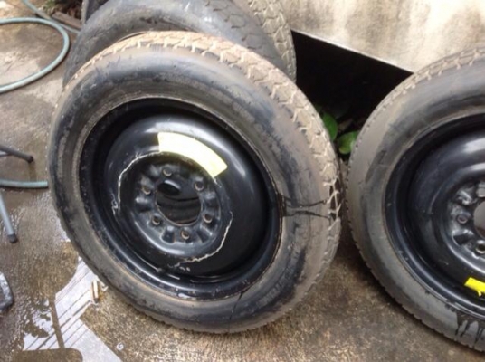 ---- ขาย ---- ล้ออะไหล่ บาง 4รู และ 6รู ขอบ 16" และ บาง อลู 5รู