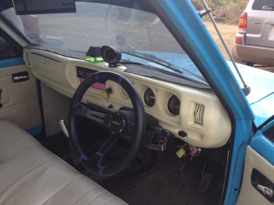 ขาย หรือ แลก รถดัสสัน ช้างเหยียบ