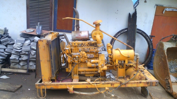 เครื่องยนต์ KOMATSU 4D92-1 ซีเรียลเครื่อง 19952 เครื่องแน่นมาก ใช้งานดี