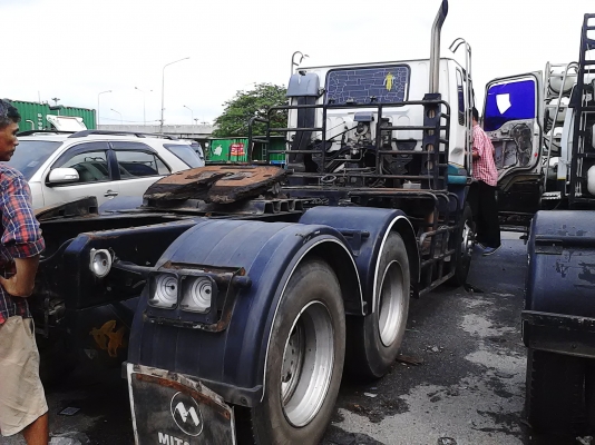 ราคา 1,050,000,บาท เหลืออีก 1 หัวครับ Deca 270 ยูโร2 เก็บตอนโซนภายในหน่อยครับ โดยรวมรถสวบมากครับ