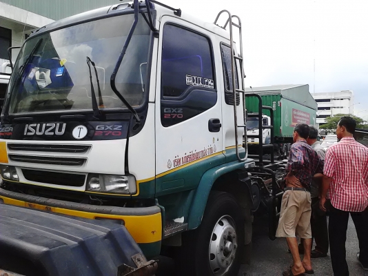 ราคา 1,050,000,บาท เหลืออีก 1 หัวครับ Deca 270 ยูโร2 เก็บตอนโซนภายในหน่อยครับ โดยรวมรถสวบมากครับ