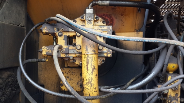 ขายดาวน์แบ็คโฮCAT320 V2สภาพพร้อมใช้งานส่งงวดต่อ55งวดๆละ17800บาทราคาหาไม่มีอีกแล้วโทร0843923995